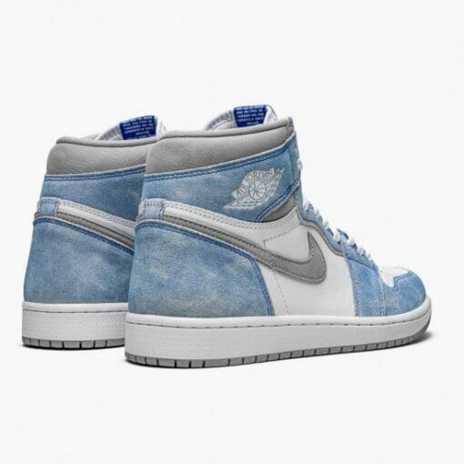 Air Jordan 1 Hyper Royal - Image 4