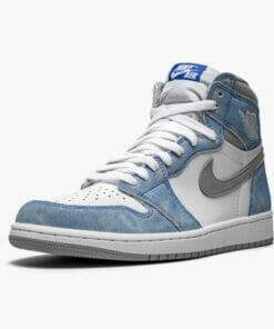 Air Jordan 1 Retro High OG Hyper Royal 555088 402 Hyper Royal Light Smoke Grey W Unisex AJ1 Jordan Sneakers 4 550x550 1