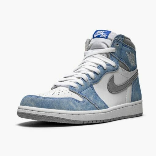 Air Jordan 1 Hyper Royal - Image 2