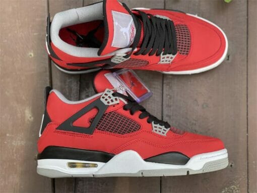 Air Jordan 4 Retro Toro Bravo