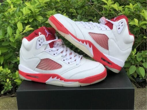 Air Jordan 5 Retro Pink Foam - Image 3