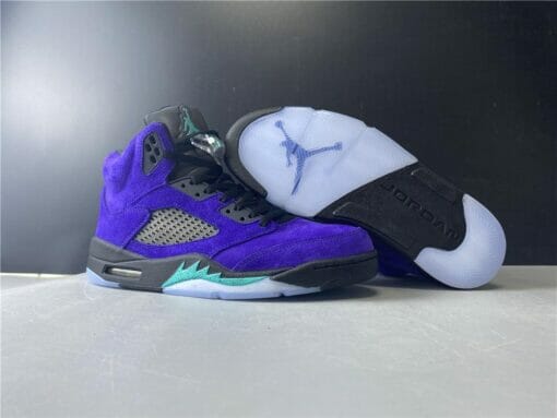 Air Jordan 5 Retro Alternate Grape - Image 2