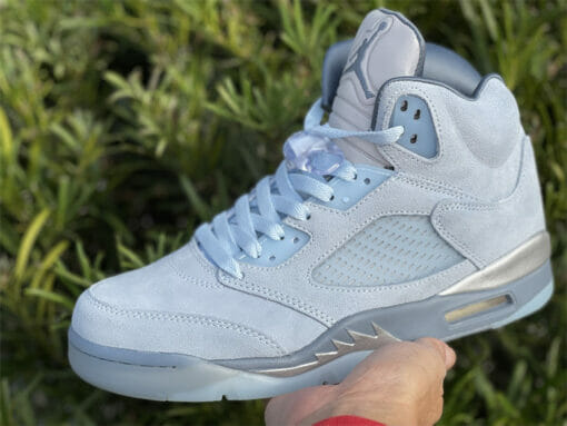 Air Jordan 5 Retro Bluebird - Image 4