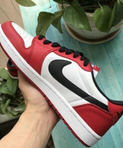 Air Jordan 1 Low OG Chicago