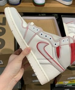 Air Jordan 1 Phantom