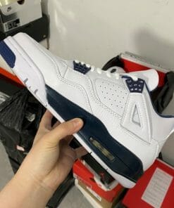 Air Jordan 4 Columbia