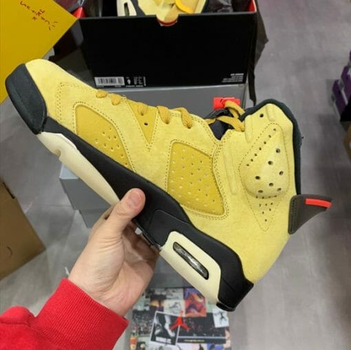 Air Jordan 6 x Travis Scott Light Yellow - Image 2