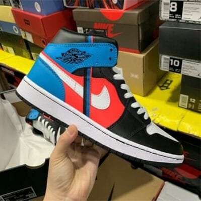 Air Jordan 1 Mid Multi Patent