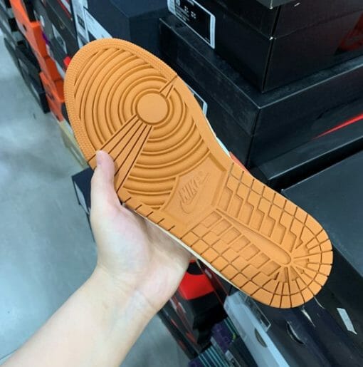 Air Jordan 1 Low Joe 1 Culture Orange - Image 3