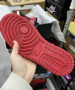 Air Jordan 1 Mid Banned