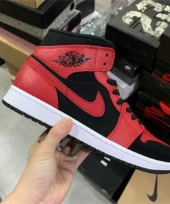 Air Jordan 1 Mid Reverse Black Red