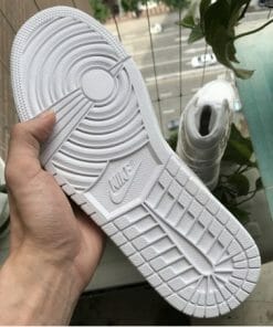 Air Jordan 1 Tradiotional White
