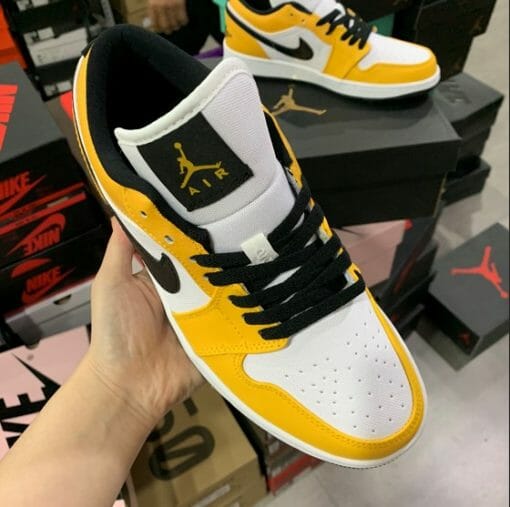 Air Jordan 1 Low Rookie White - Image 4