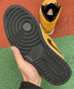 Air Jordan 1 Black And Yellow