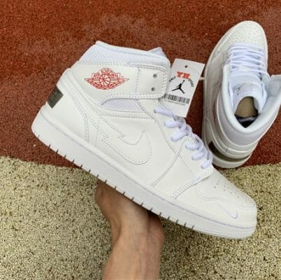 Air Jordan 1 Mid Lightning Hook 10 Air Jordan 1 Mid Lightning Hook