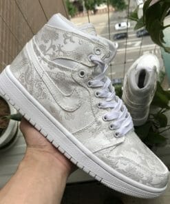 Air Jordan 1 Tradiotional White