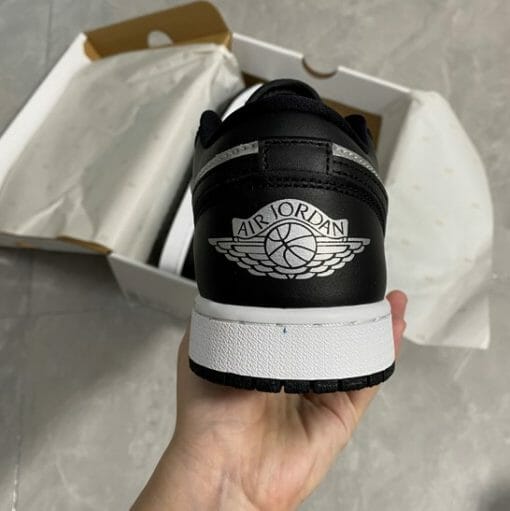 Air Jordan 1 Low Metallic Silver