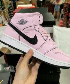 Air Jordan 1 Mid Black Pink