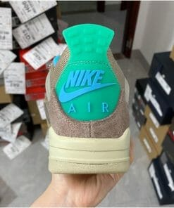 Air Jordan 4 Taupe Haze