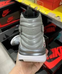Air Jordan 8 Bugs Bunny Silver Grey