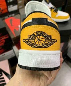Air Jordan 1 Low Rookie White