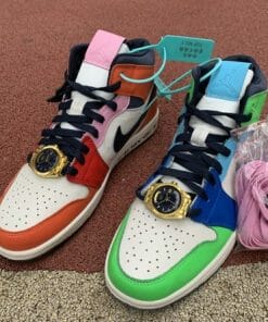 Air Jordan 1 Mid WMNS Fearless Duck