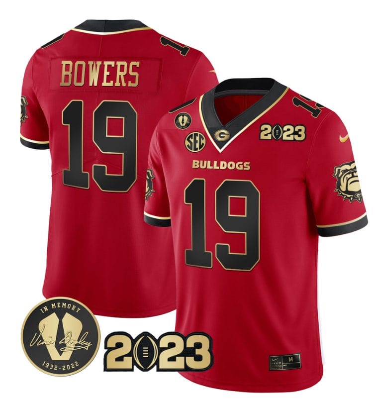 Brock Bowers Jersey #19 Georgia Bulldogs Football 2023 and Vince Dooley Patch Black Red 1 Brock Bowers Jersey #19 Georgia Bulldogs Football 2023 and Vince Dooley Patch Black Red