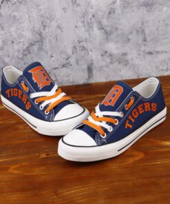 Detriot Tigers Limited Print Low Top Canvas Shoes Sport Sneakers For Men Women Fans
