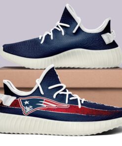 New England Patriots V4 NFL 350v Yeezy Sneakers 2 bd3bf14e 15cd 4d4d ad3f 25bd4b08a1d6